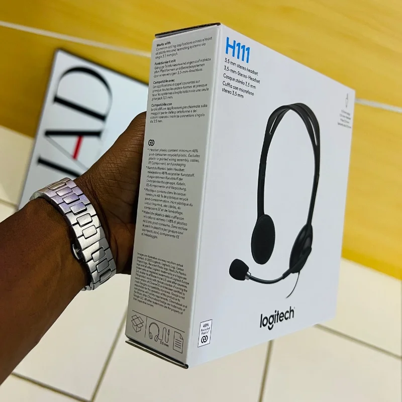Logitech H111 – Casque Filaire avec Microphone 4