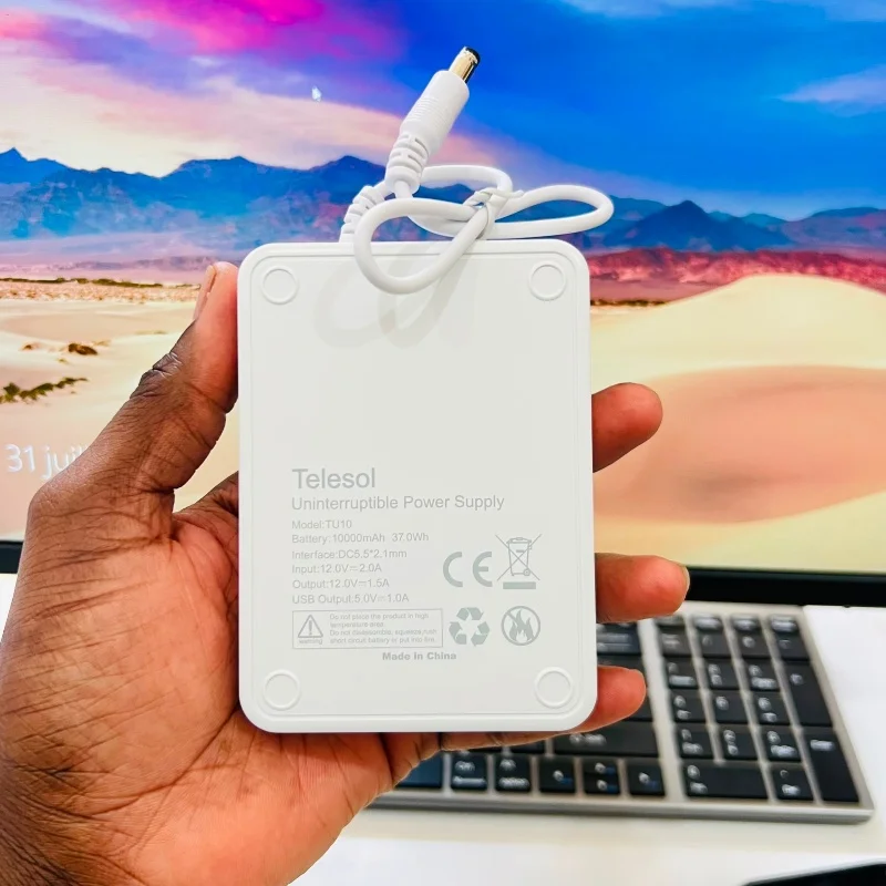 TELESOL TU10 UPS – Mini Onduleur Intelligent 10 000 mAh 4