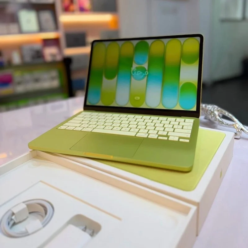 MACBOOK NEO – 256GO 4