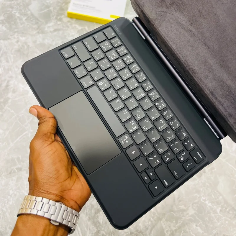 Étui-Clavier pour iPad Pro 11” 5
