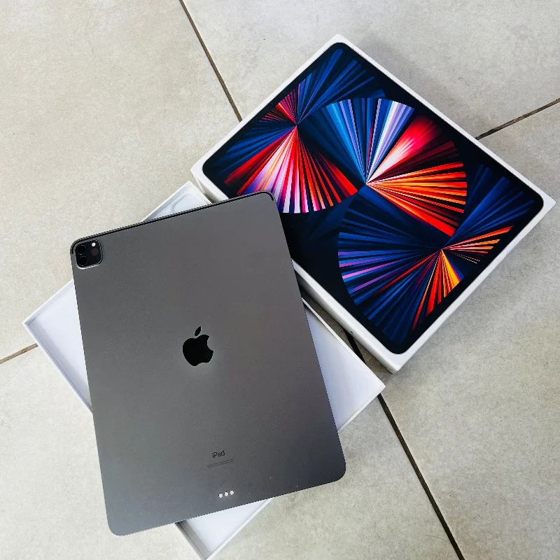 Apple iPad Pro 12.9” M1 – 256 Go