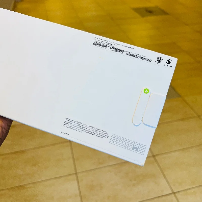 Apple Magic Keyboard avec Pavé Numérique 6