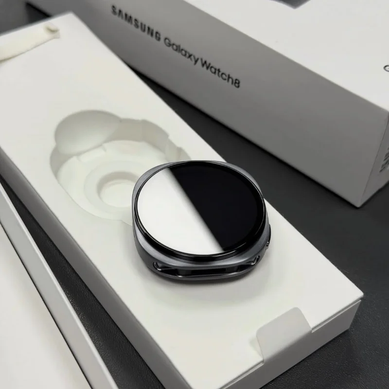 Samsung Galaxy Watch 8 - 44mm 4