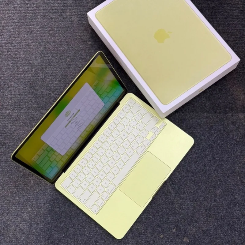 MACBOOK NEO – 256GO 5