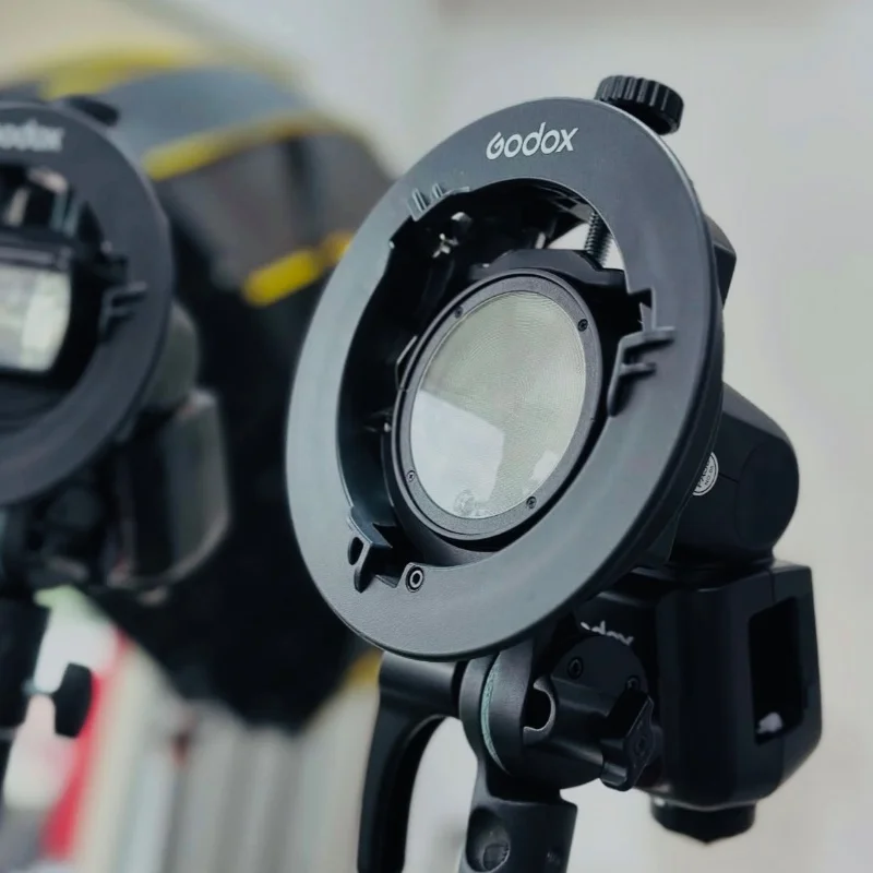 Godox – Support Flash Bowens Universel 4