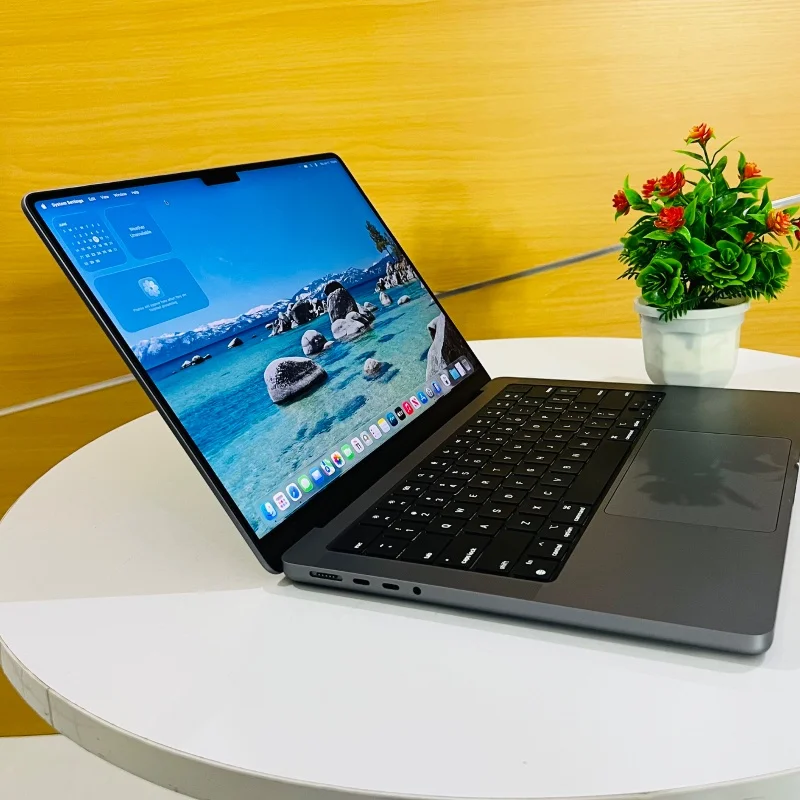 MacBook Pro 14 pouces (2021) – Apple M1 Pro | 32 Go RAM | SSD 512 Go 3