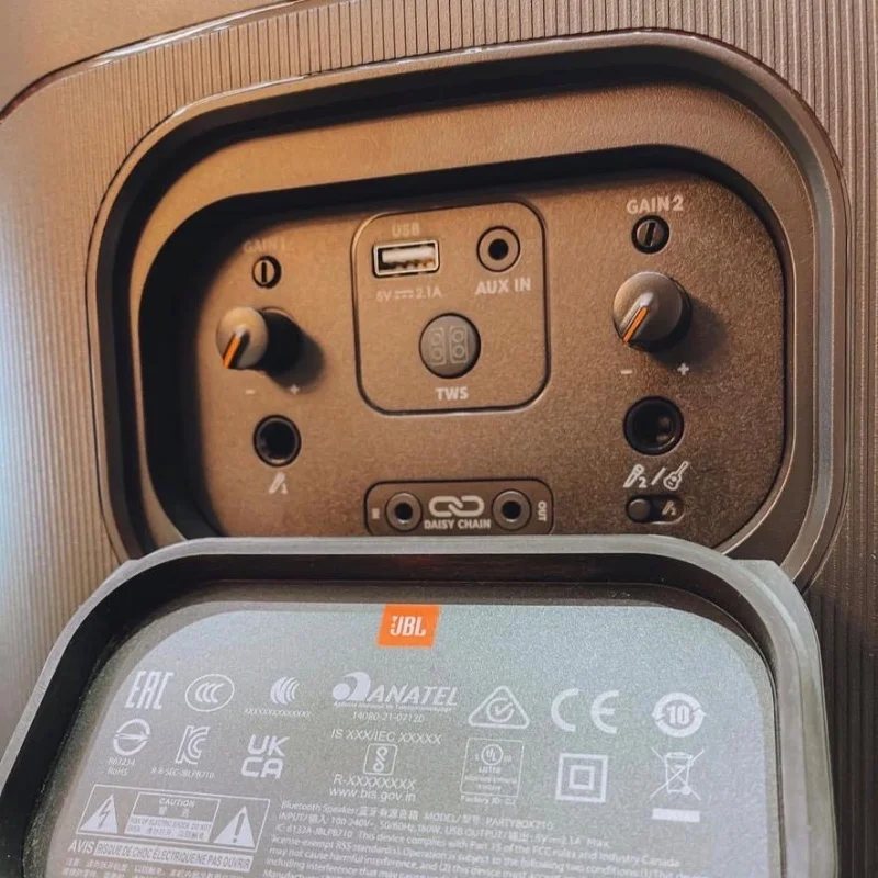 JBL PartyBox 710  4