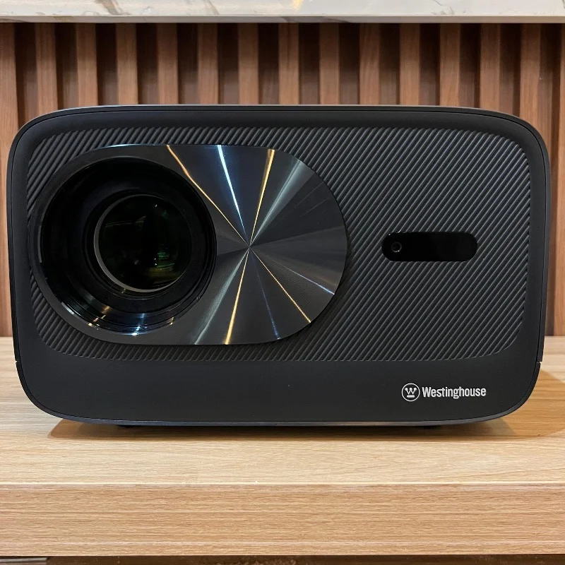 Westinghouse Cinéma Professionnel Ultra Haut de Gamme 4K UHD (200 Pouces) 2