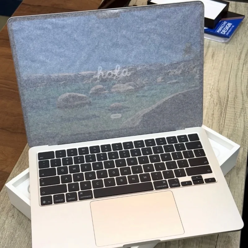 Apple MacBook Air 13” M5 (2026) – 512Go 16Ram  4