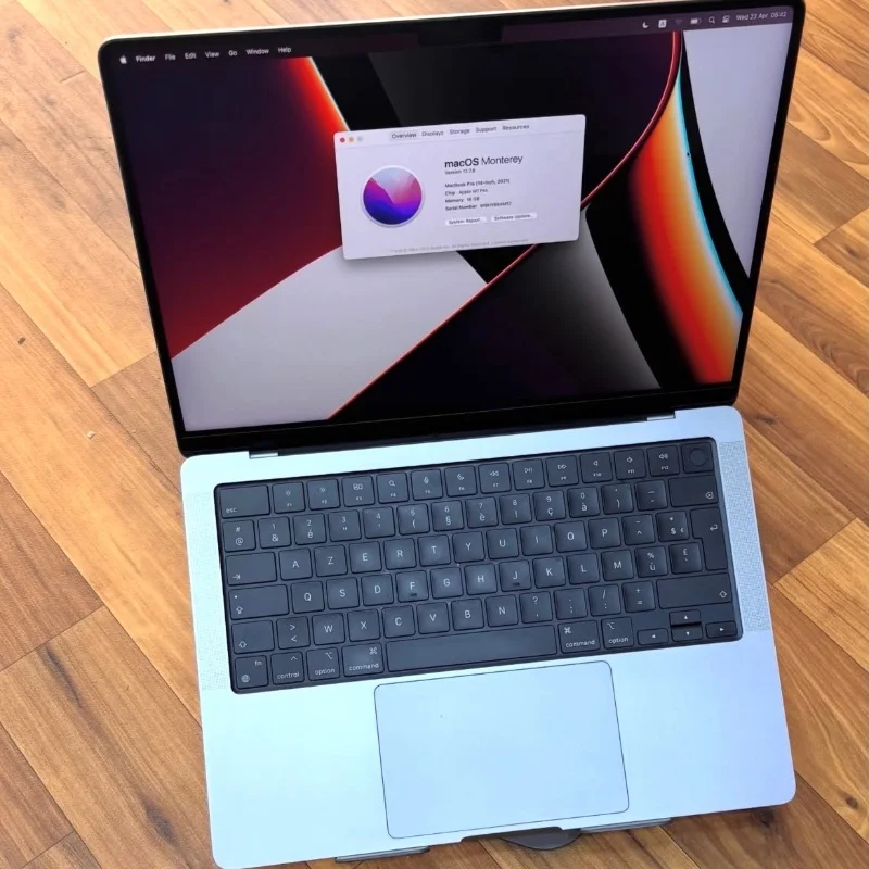 Apple MacBook Pro M1 (16")- 2To 32Ram  3