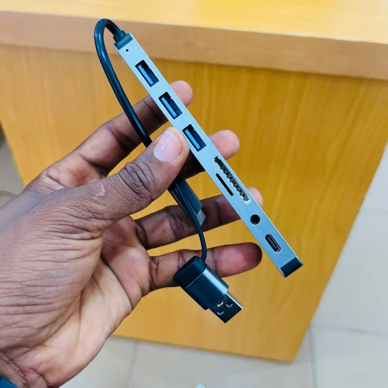 Adaptateur USB-C Multifonction 8-en-1 3
