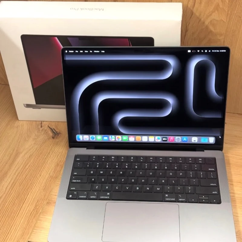 MacBook Pro 14 pouces – Apple M2 Pro | 16 Go RAM | SSD 512 Go 2