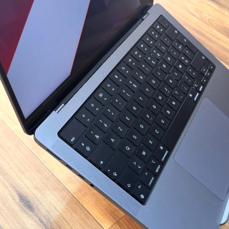 Apple MacBook Pro M1 Pro 14” (2021) – 512Go 16Ram  2