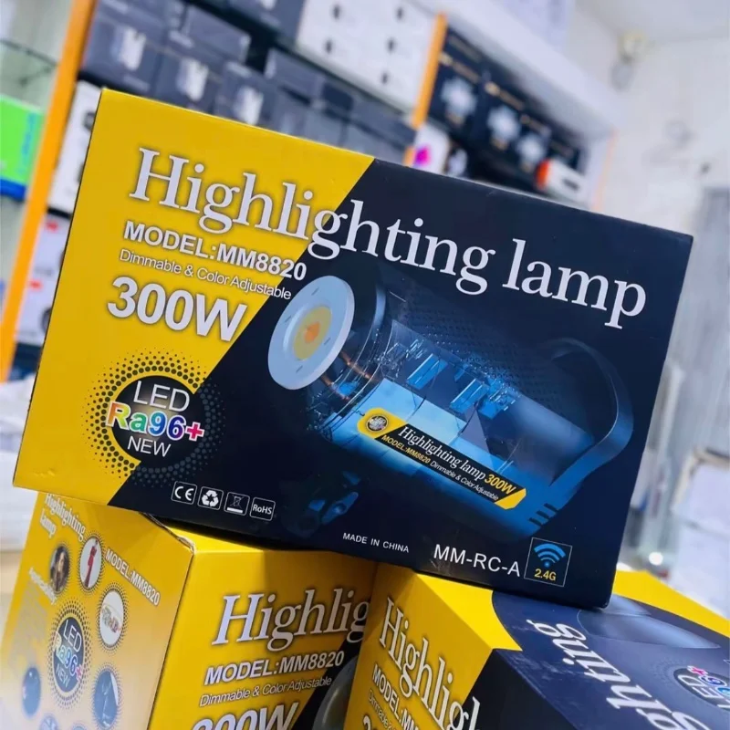 PROJECTEUR LED STUDIO MM8820 300W AVEC TRÉPIED ROBUSTE 2,8 M 5