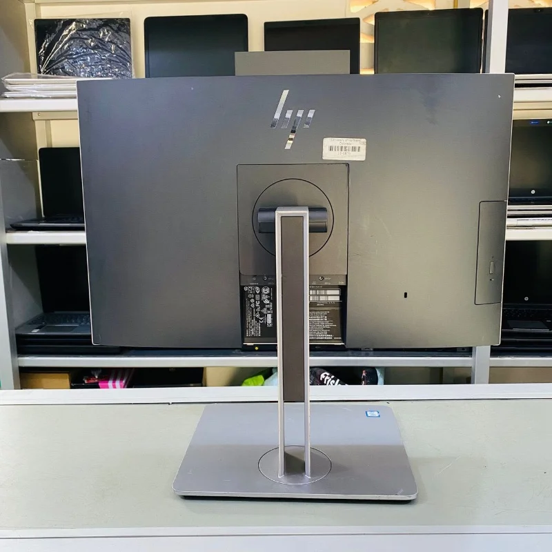 HP EliteOne 800 G3 All-in-One 23,8” Tactile 3