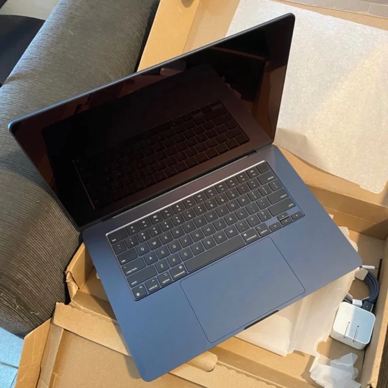 Apple MacBook Air M3 ( 15" ) - 1To 8ram  3