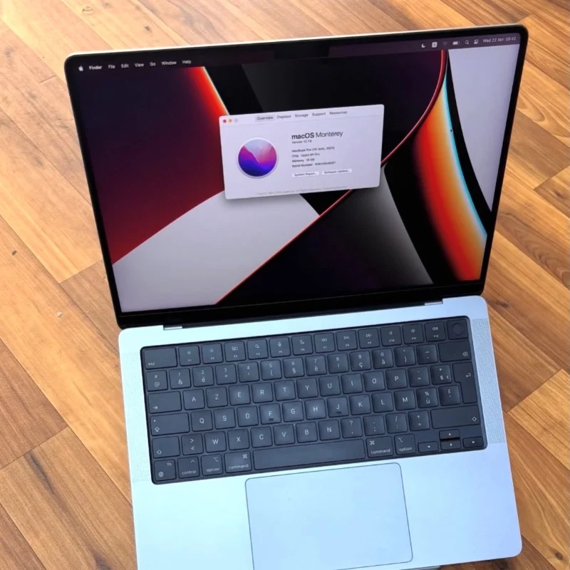 Apple MacBook Pro M1 Pro 14” (2021) – 512Go 16Ram  6