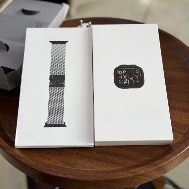 Apple Watch Ultra 2 - 49mm — photo 1