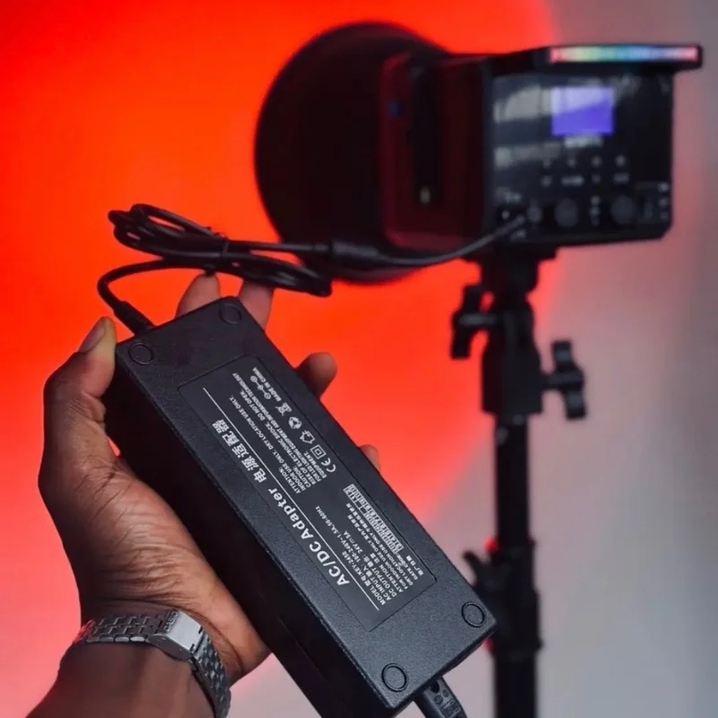 PROJECTEUR LED STUDIO SUTEFOTO P100 RGB 2