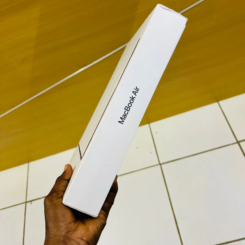 Apple MacBook Air M2 13” – 256Go 8Ram  2