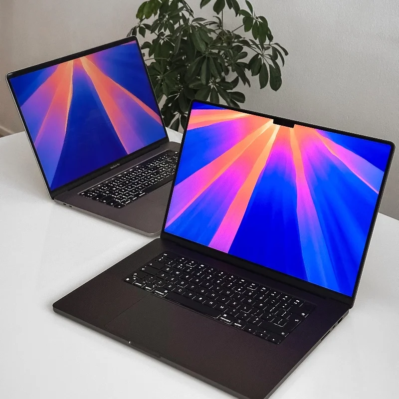 Apple MacBook Pro M4 Max 16” – 1To 48Ram  4