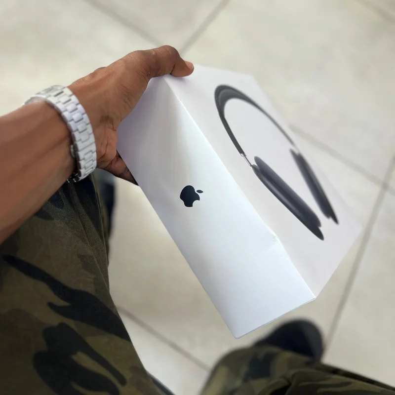 Apple AirPods Max  4