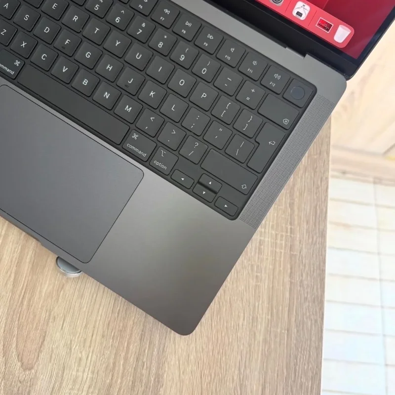 MacBook Pro 14 pouces M3 – 512Go 18Ram  5