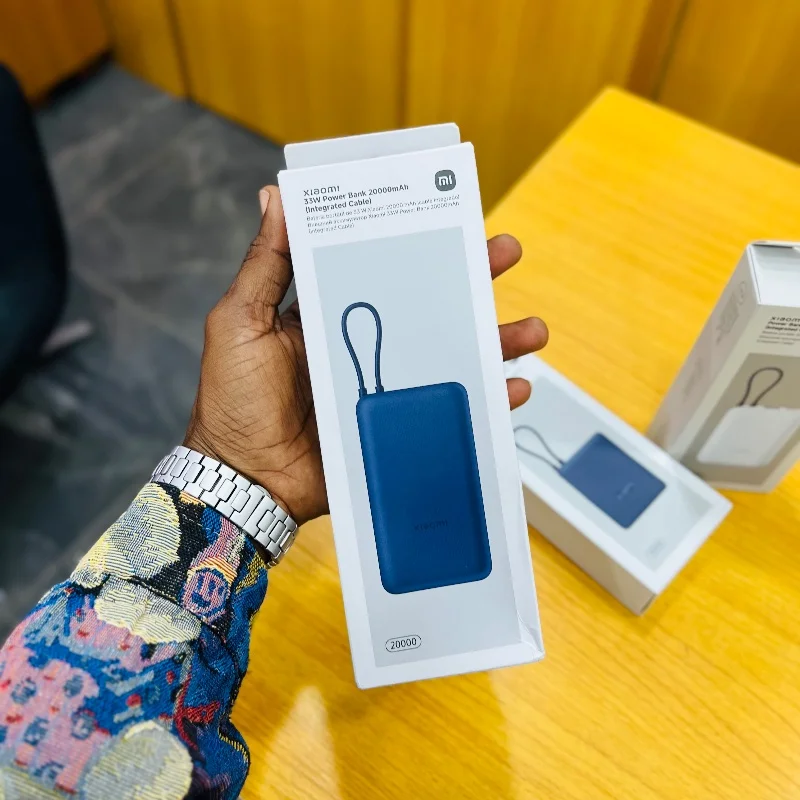 Xiaomi 33W Power Bank 20 000 mAh (Câble Intégré)