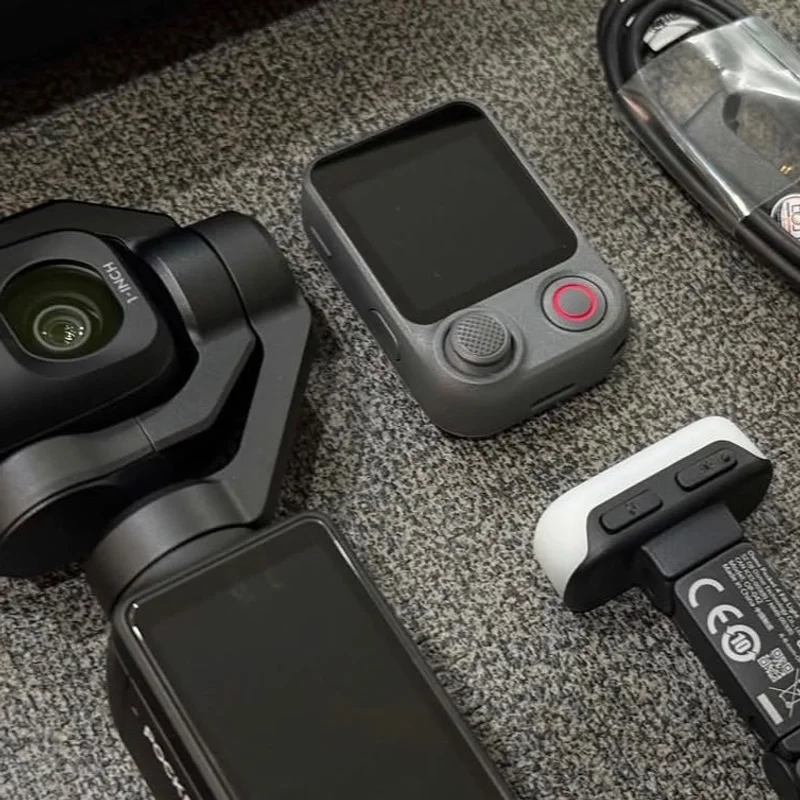 DJI Osmo Pocket 4P Vlog Combo – Caméra de Poche Stabilisée 4K 4