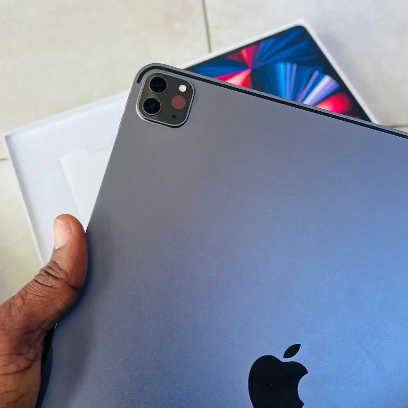 Apple iPad Pro 12.9” M1 – 256 Go 6