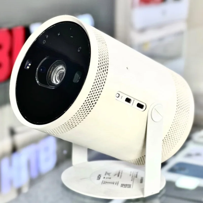 Samsung The Freestyle 2ᵉ Génération – Vidéoprojecteur Portable Full HD avec Gaming Hub — photo 1