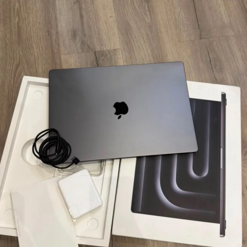 Apple MacBook Pro M4 Max 16” – 1To 48Ram  2
